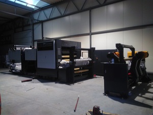 SM-1400 model paper sheeting machine success installed by Belgian customers themselves